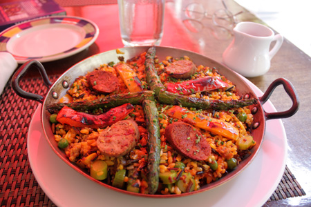 day1-2 Paella vegetariana! Chorizo de tofu! (Juro!)