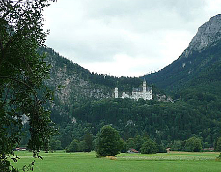 lu-neuschwannstein Neuschwanstein