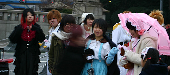 Meninas fazendo cosplay em Harajuku Meninas fazendo cosplay em Harajuku