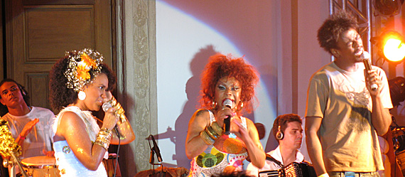 Mariene de Castro, Elza Soares e Seu Jorge Mariene de Castro, Elza Soares e Seu Jorge