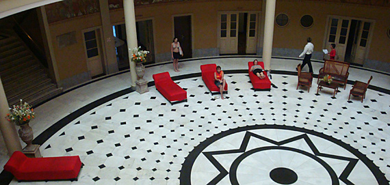 Grande Hotel de Araxá. Foto: Ernesto o Pato e Cibele Fabichak Grande Hotel de Araxá. Foto: Ernesto o Pato e Cibele Fabichak