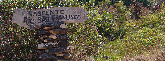 Serra da Canastra. Foto: Ernesto o Pato e Cibele Fabichak Serra da Canastra. Foto: Ernesto o Pato e Cibele Fabichak