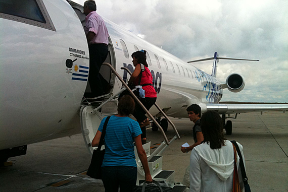 Subindo no Bombardier da Pluna Subindo no Bombardier da Pluna