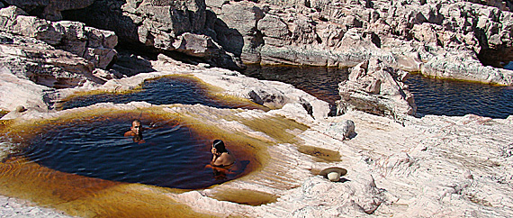Cachoeiras do Rio Roncador, Chapada Diamantina. Foto: Cibele Fabichak Cachoeiras do Rio Roncador, Chapada Diamantina. Foto: Cibele Fabichak
