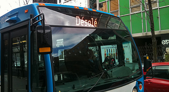 Ônibus em Montreal Ônibus em Montreal