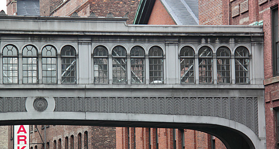 Ponte dos Suspiros, versão Meatpacking District Ponte dos Suspiros, versão Meatpacking District