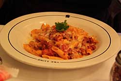 Amatriciana no Tre Lune, Santa Barbara