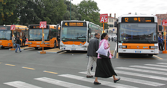 Terminal de ônibus da Piazzale Roma