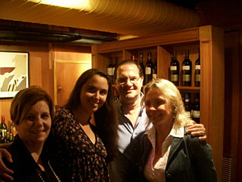 Majô, Cristina, Arnaldo e Alice (foto surrupiada do blog da Majô)