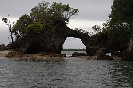 Ilha da Pedra Furada, Baía de Camamu