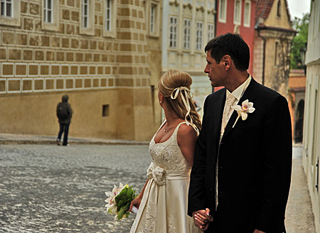 Recém-casados em Praga (foto: Arnaldo Interata)