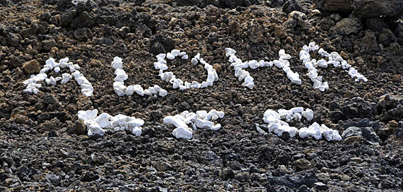 'Pichação' à beira da estrada na Big Island do Havaí. Foto: André Seale