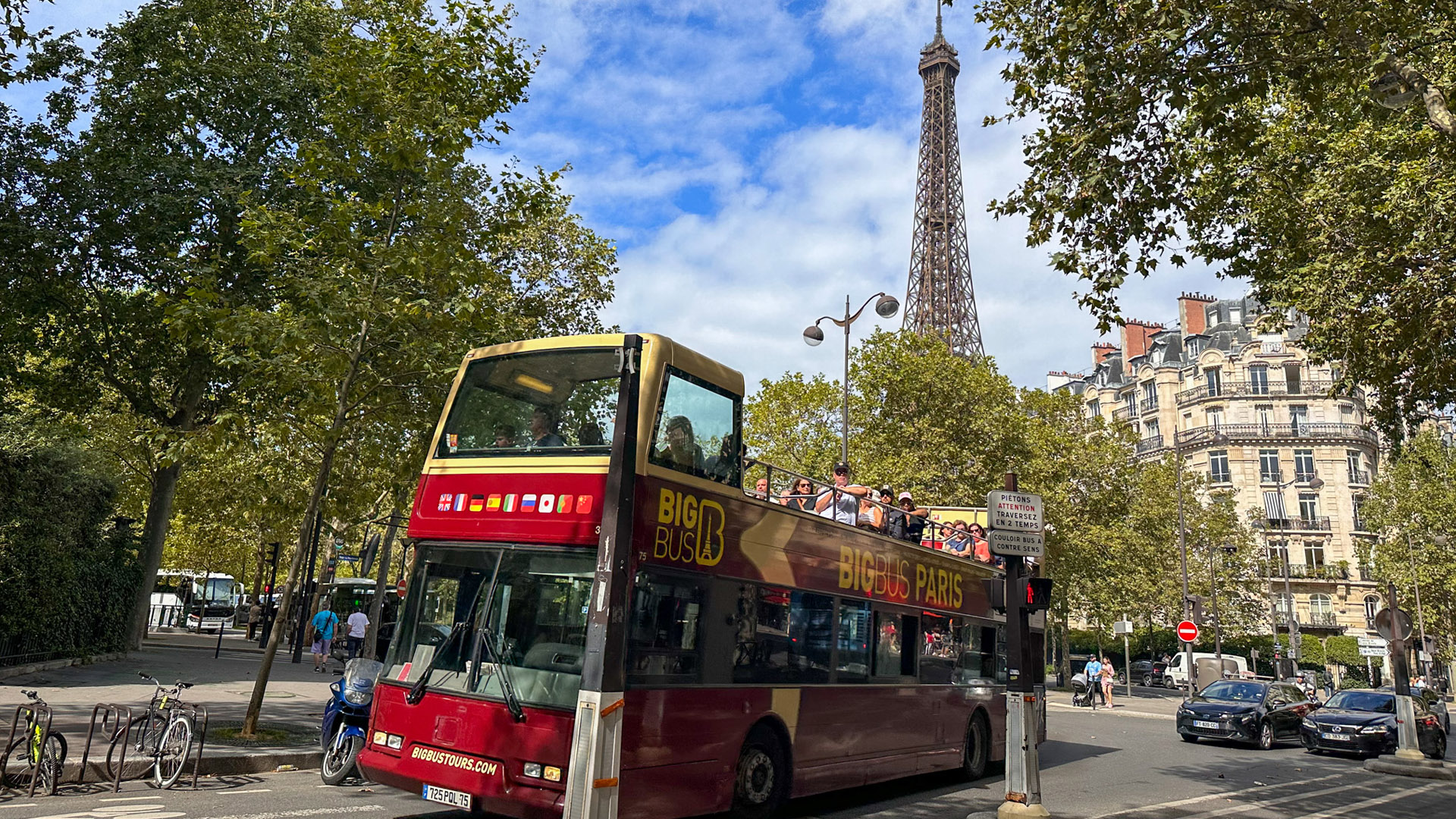 tour fura-fila à Torre Eiffel
