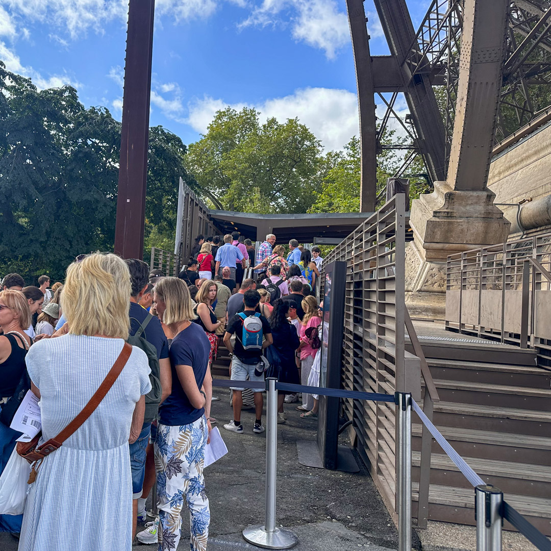 Tour fura-fila à Torre Eiffel: elevador