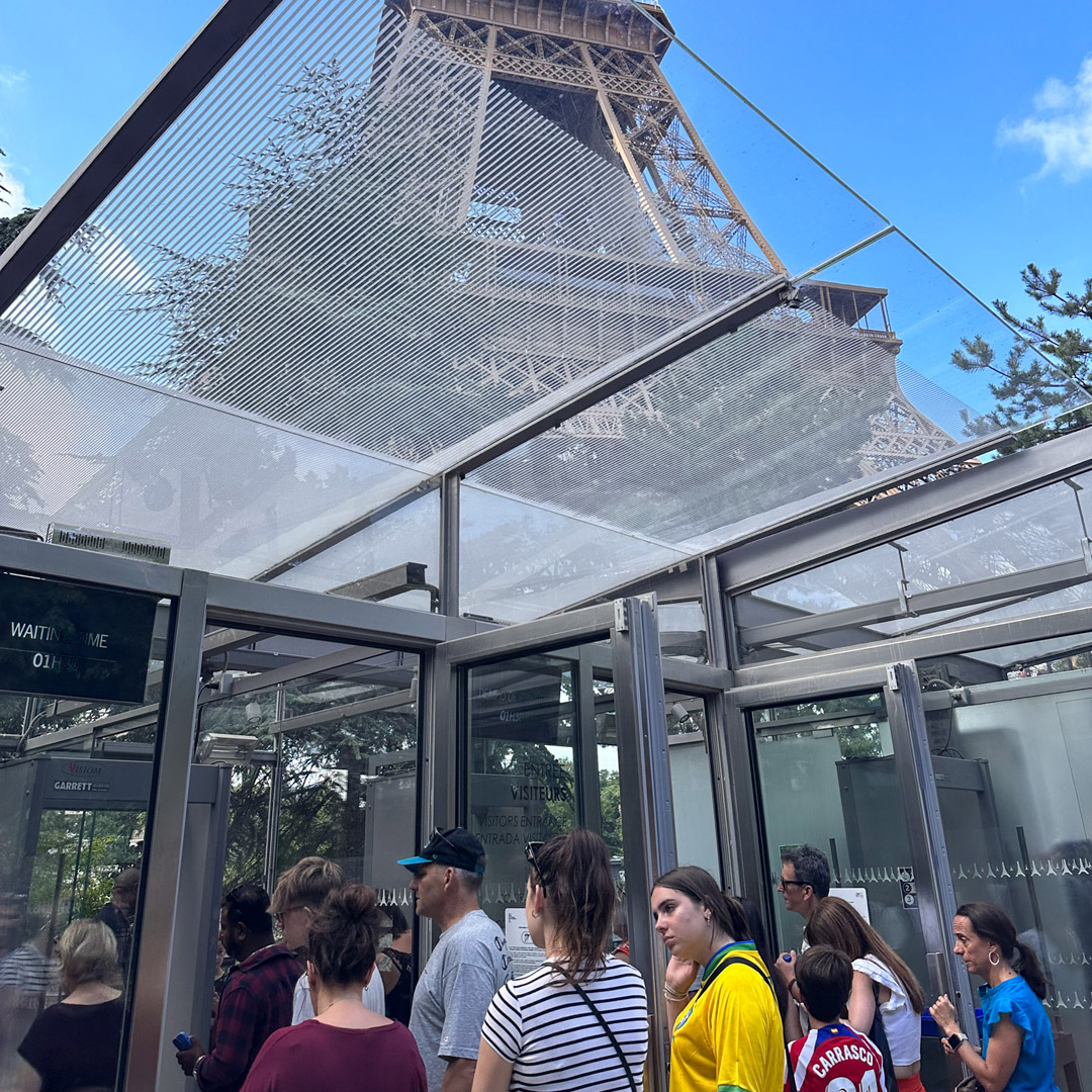 Tour fura-fila à Torre Eiffel: entrada