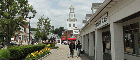 Conheça o maior Shopping Center de Orlando