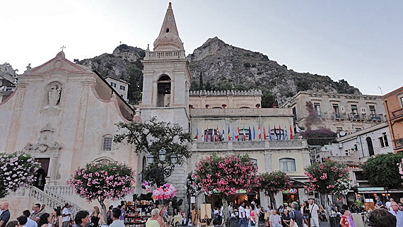 Corso Umberto, Taormina