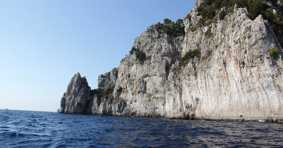 Capri: passeio de barco em volta da ilha