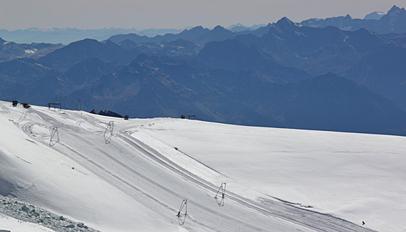 Sommerski no Glacier Paradise