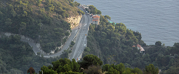 Basse Corniche vista da Moyenne