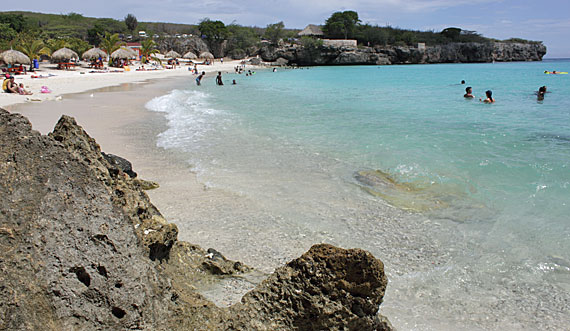 Kenepa Grandi, Curaçao