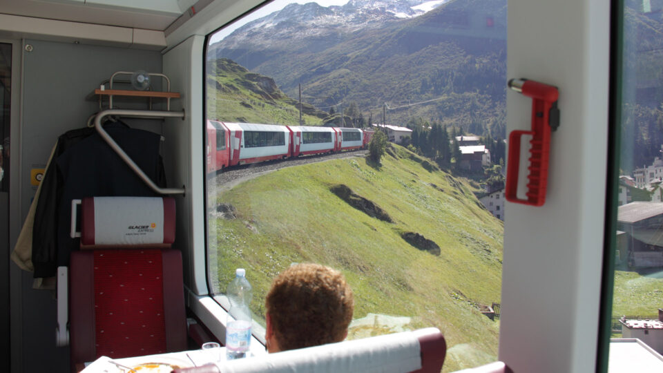Suiça trem panorâmico Glacier Express