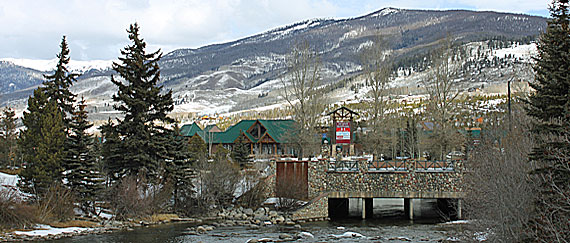 The Outlets at Silverthorne, Vail