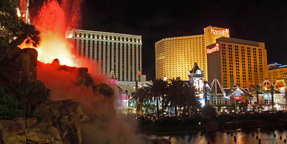 O vulcão do hotel Mirage, explodindo várias vezes toda noite