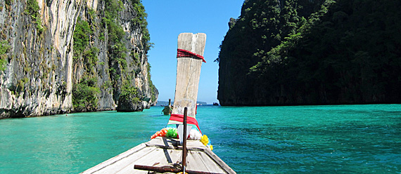 Passeio de barco em Phi Phi