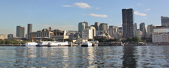 O centro carioca visto da Ilha Fiscal