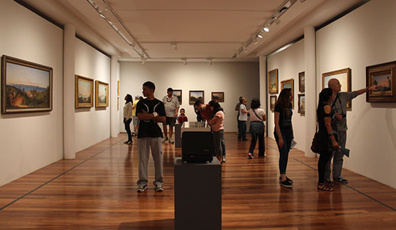 Exposição Rio de Imagens no MAR