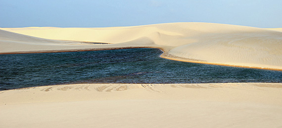 Lagoa da Capivara, Atins