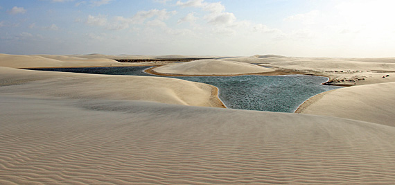 Lagoa da Capivara, Atins