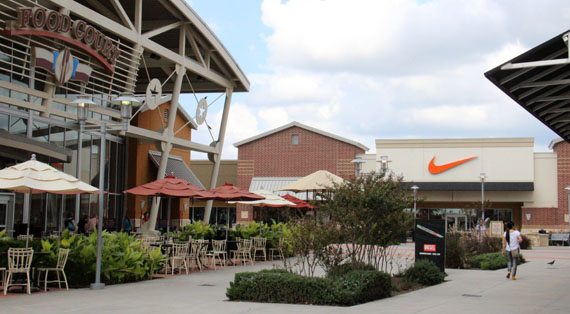 Houston Premium Outlets