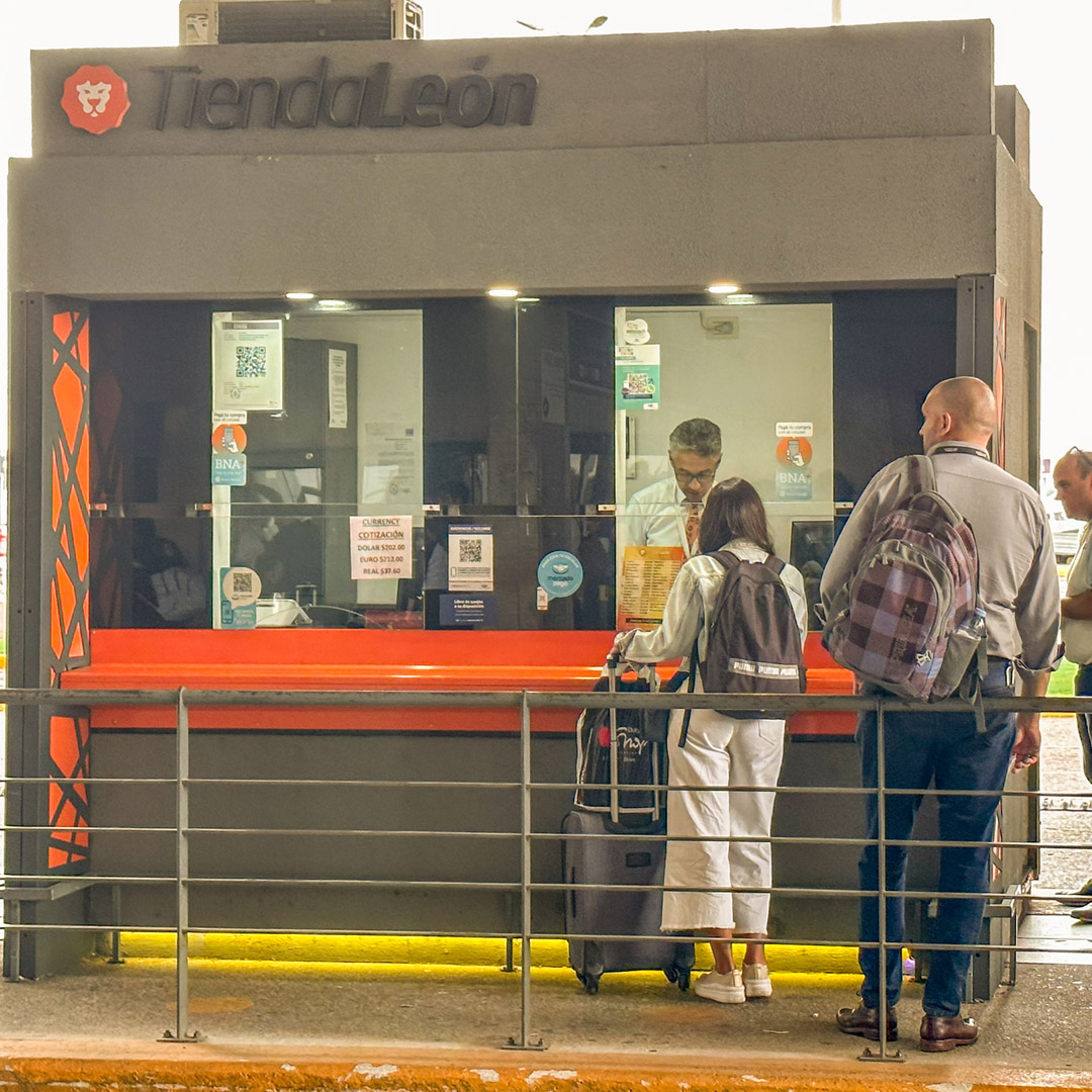 Como chegar ao ponto de embarque do ônibus de Ezeiza