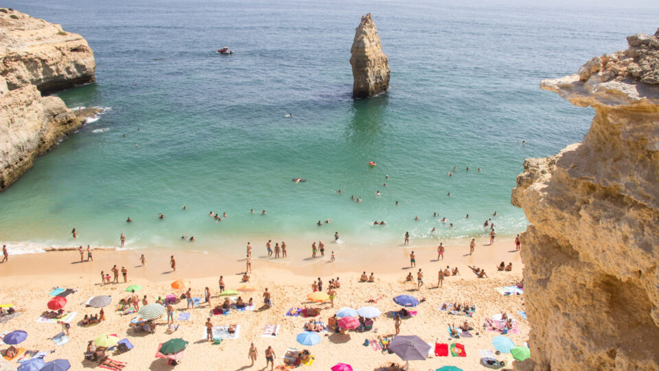 Algarve Portugal: Cidades, dicas, melhores praias - Viagens e Caminhos