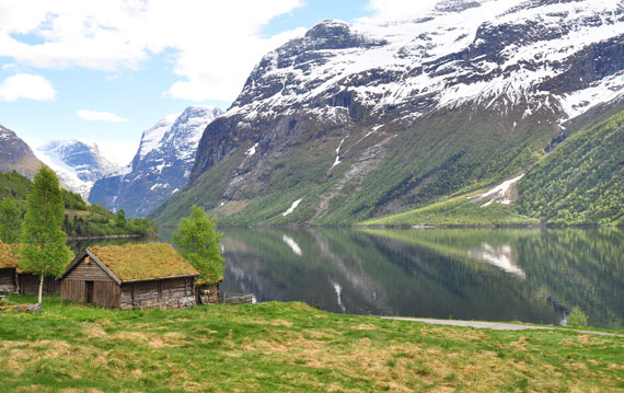 Lago Loen