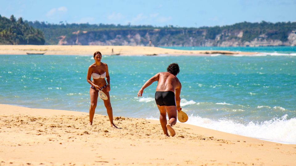 caraiva-frescobol-praia