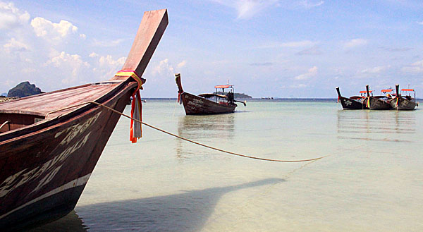 Laem Thong, Koh Phi Phi Don