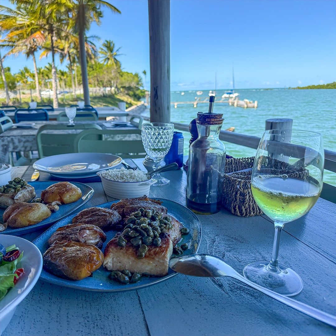 Onde comer em Santo André da Bahia: restaurante Gaivota