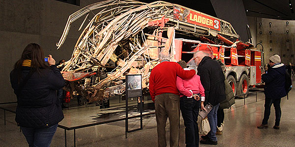 Carro do Corpo de Bombeiros no 9/11 Memorial Museum