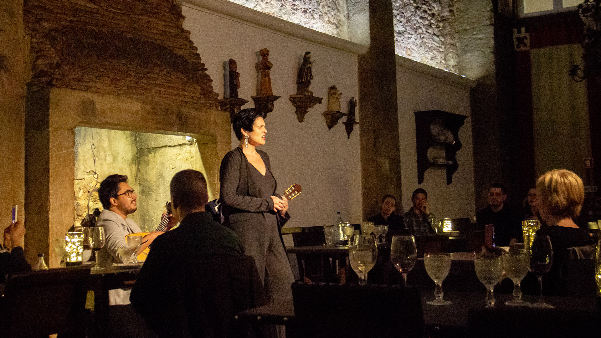 casa de fado em Lisboa