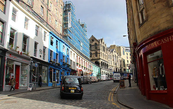 Victoria St