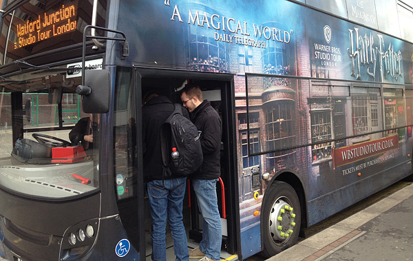 Ônibus para os estúdios