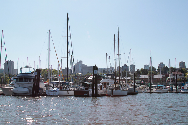 Vista da marina em Granville Island