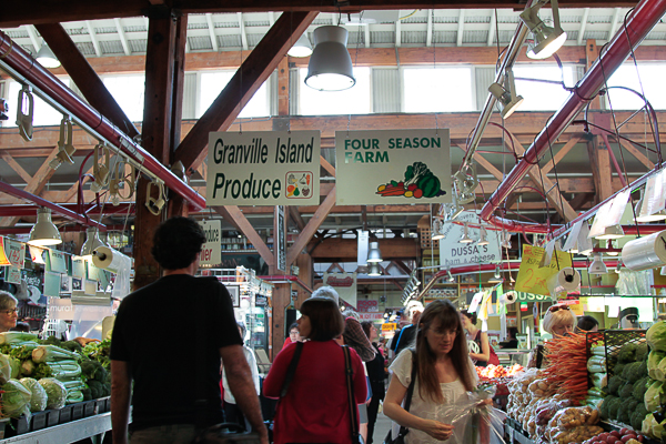 Interior do mercado em Granville Island