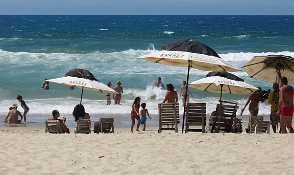 Resultado de imagem para praias de fortaleza