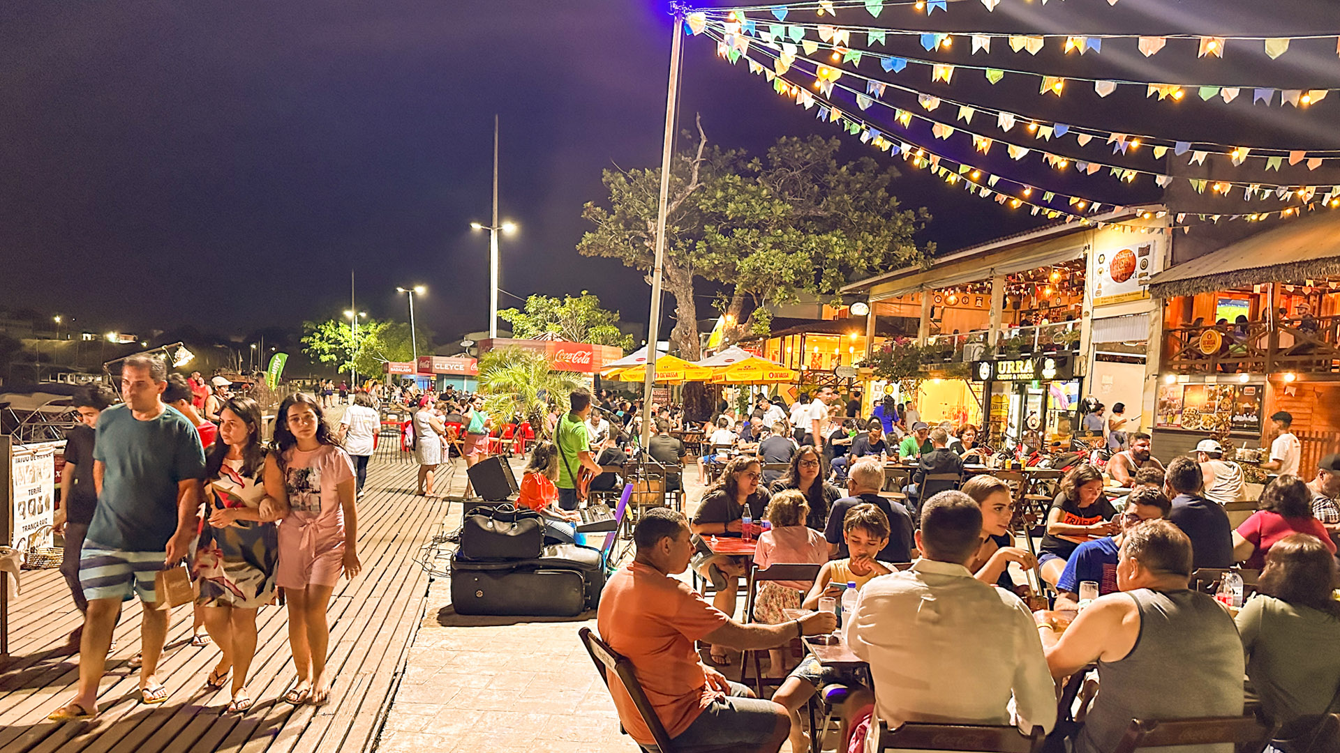 Onde comer em Barreirinhas: beira-rio