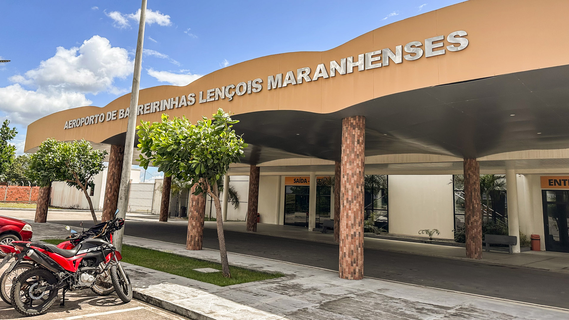 Como chegar aos Lençóis Maranhenses: Aeroporto de Barreirinhas