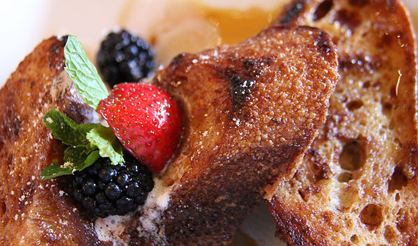 French toast na Boudin Bakery